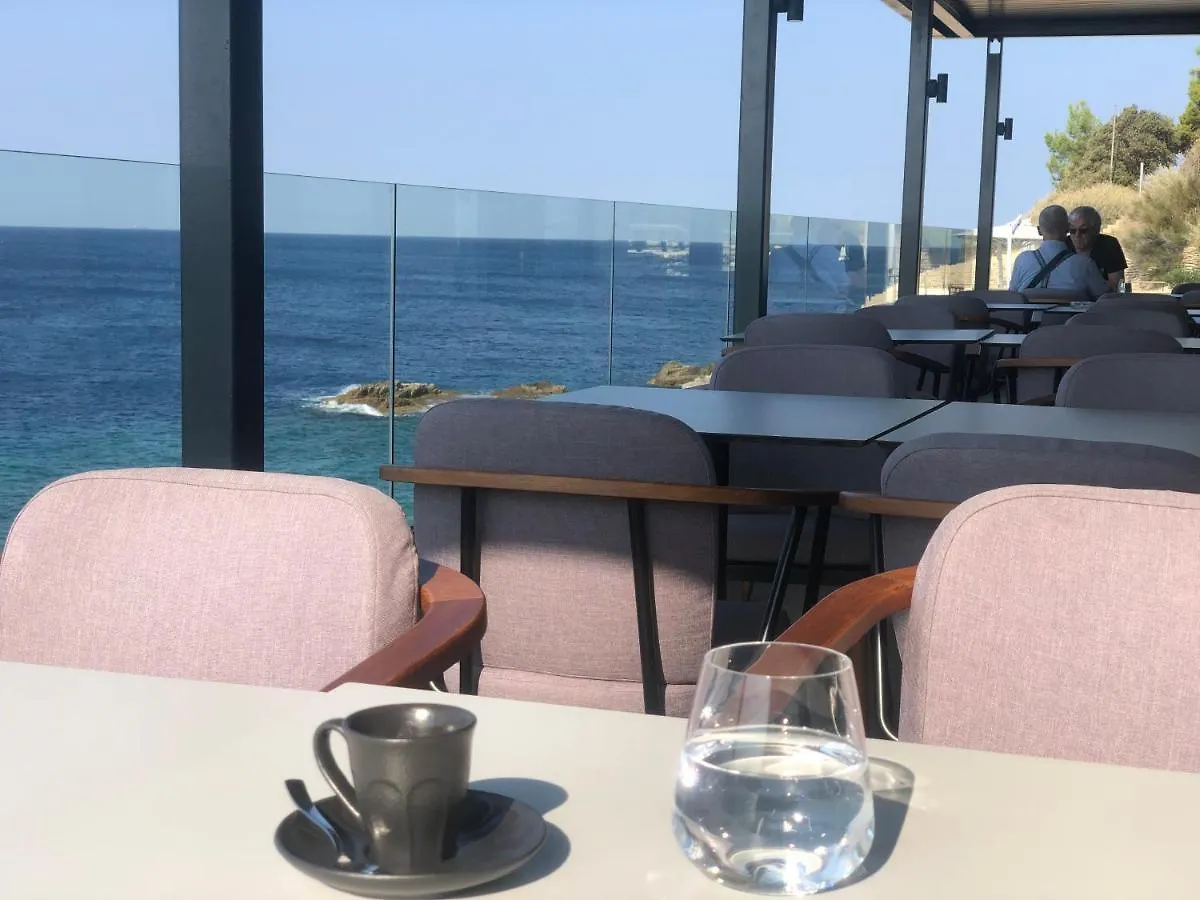 Apartments By The Sea Pula Croatia