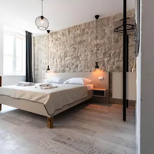 3* Guest house L&b Center