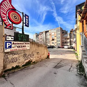  Apartment Arta Center - With Private Parking