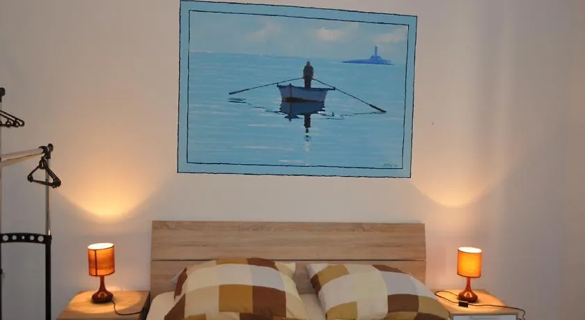 Apartments By The Sea Pula